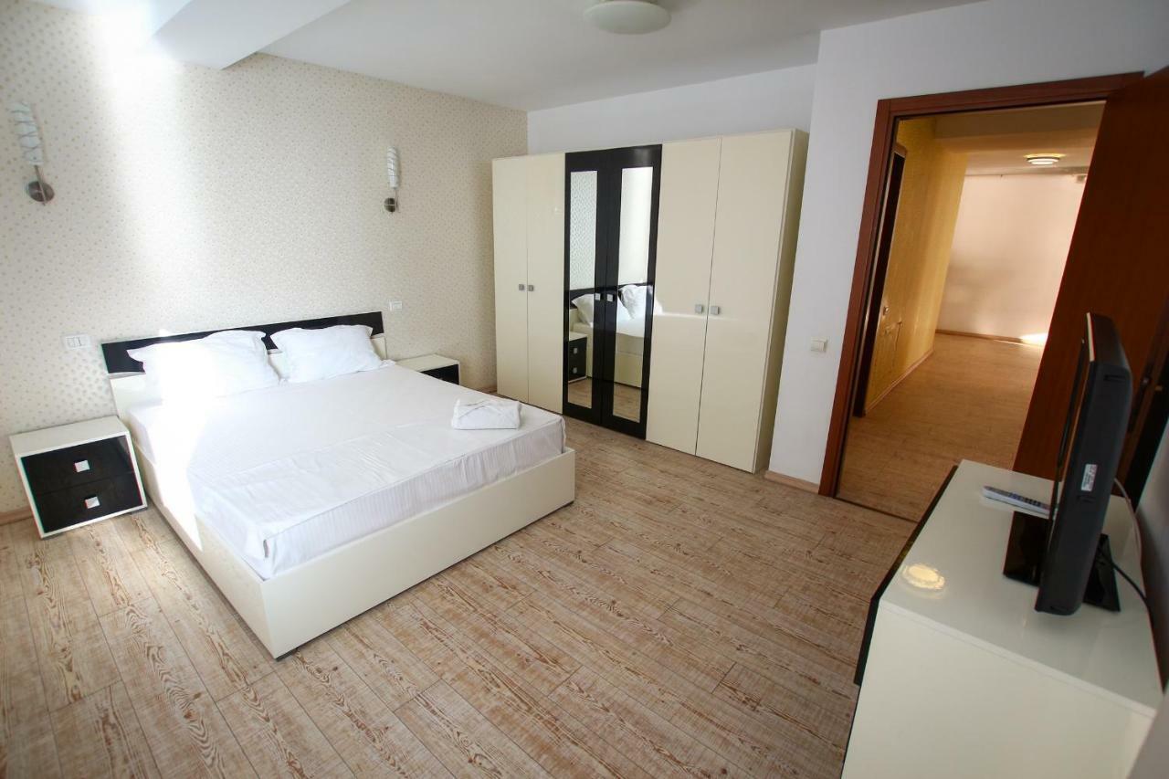Lake Boutique Apartments & Rooms Mamaia Exterior foto